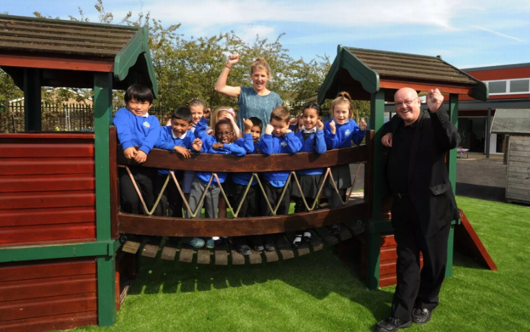 Geoffrey Field Infant School