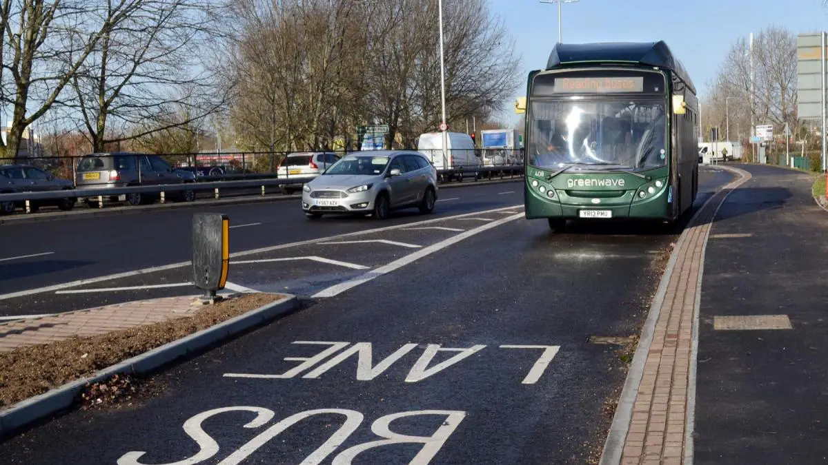 Cab Drivers Push For Bus Lane On Main Reading Road