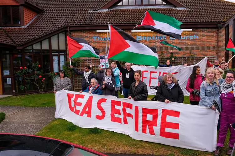 Newbury Community Unites For Gaza Ceasefire Vigil