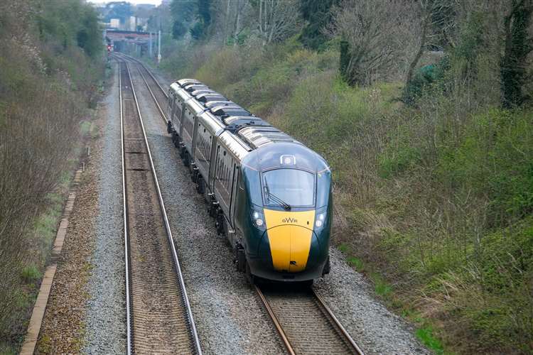 Rail Disruption Continues After Signal Fault Through Newbury