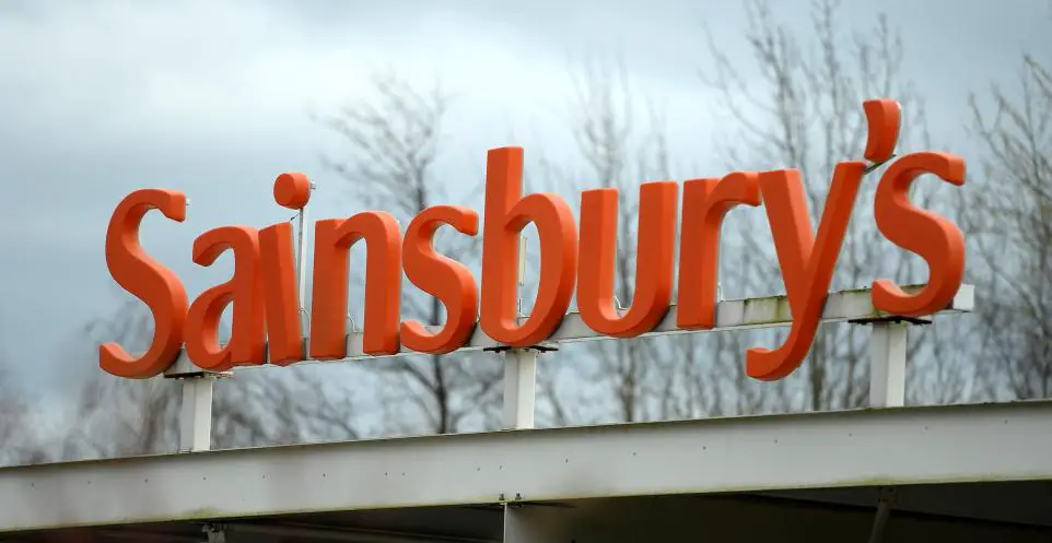 Sainsburys Will Shut Early On Sunday So Staff Can Watch The Euros