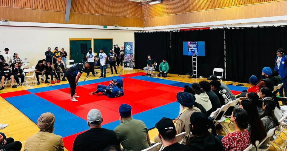 Tan Dhesi Attends First Ever Sikh Grappling Competition In Slough