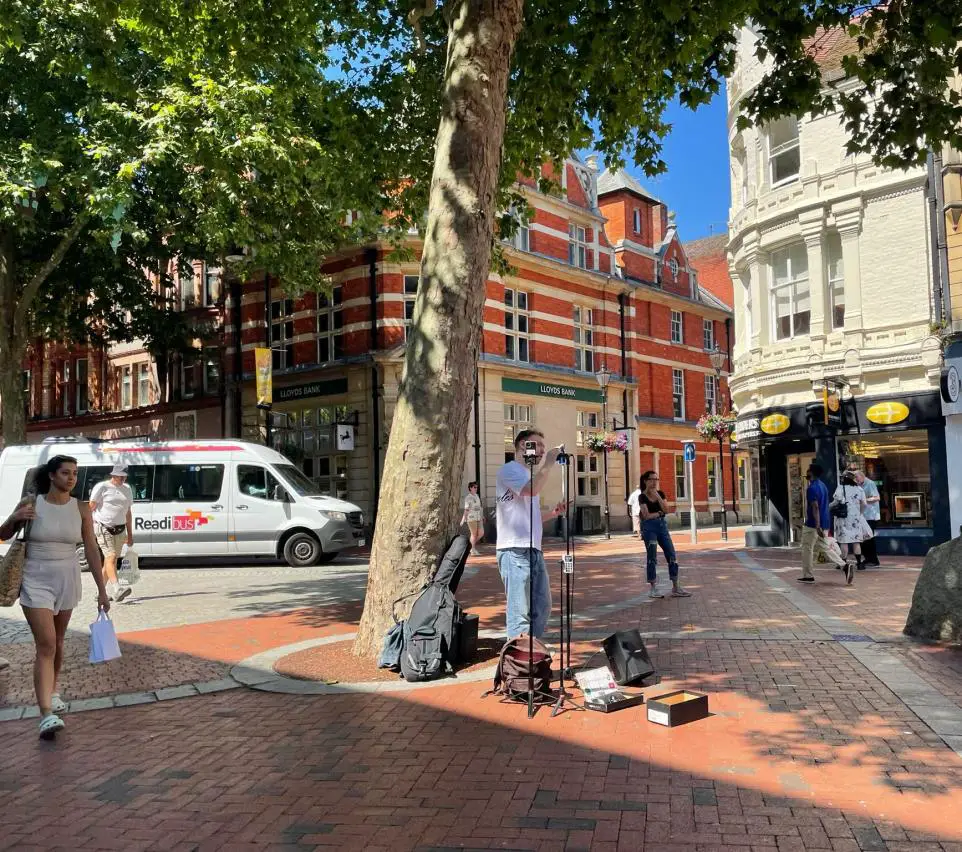 Views Sought On Guide For Buskers In Reading Town Centre