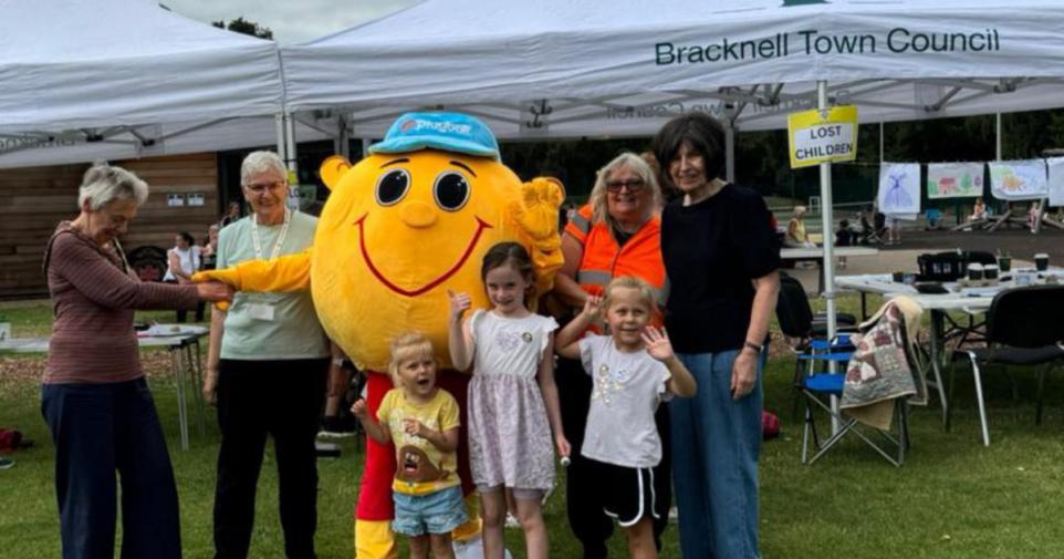 Summer Of Fun Day Event At great Hollands Recreation Ground See Great Turnout