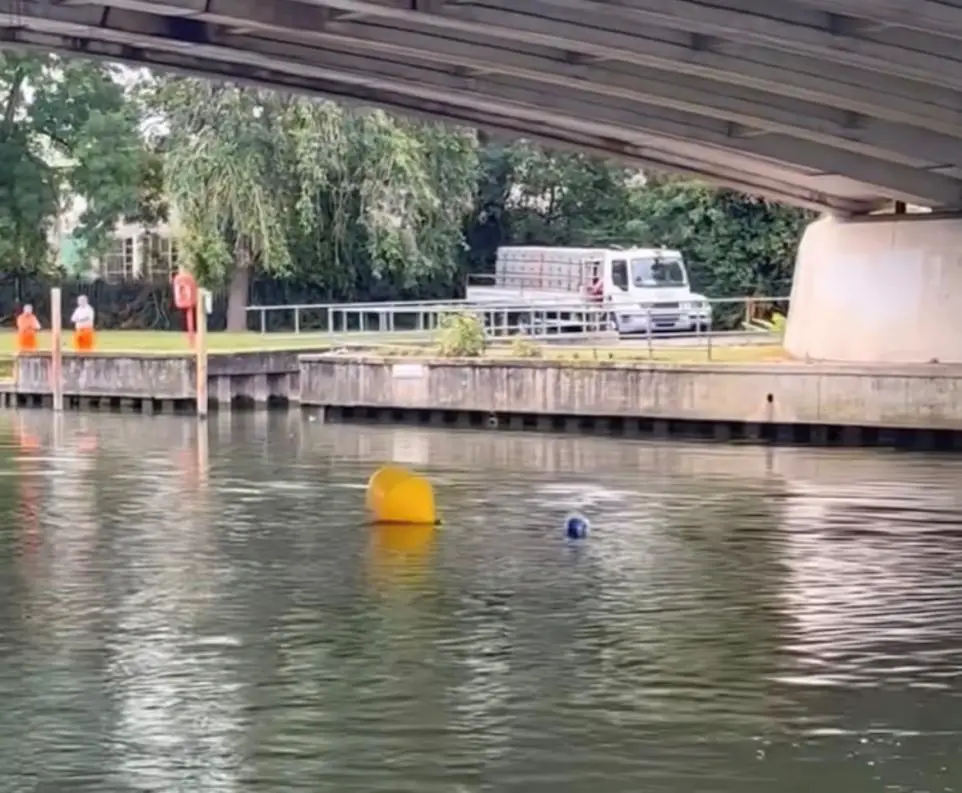 Submerged Car In River Thames Disrupts Windsor River Traffic