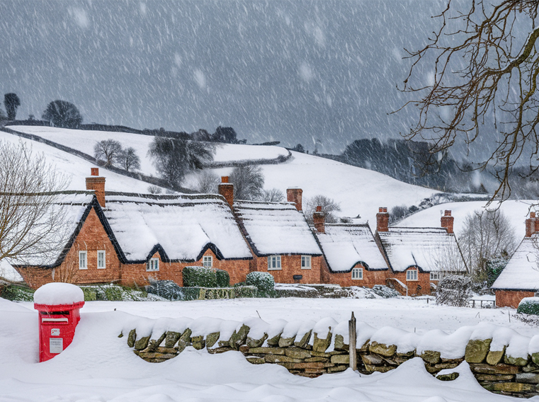 Berkshire Sees Snow After Met Office Warnings